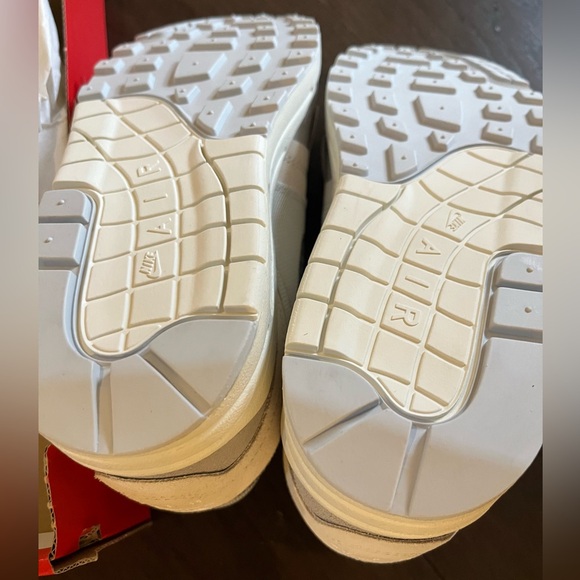 Nike | Air Max 1 Inside Out Premium SE - Picture 8 of 13